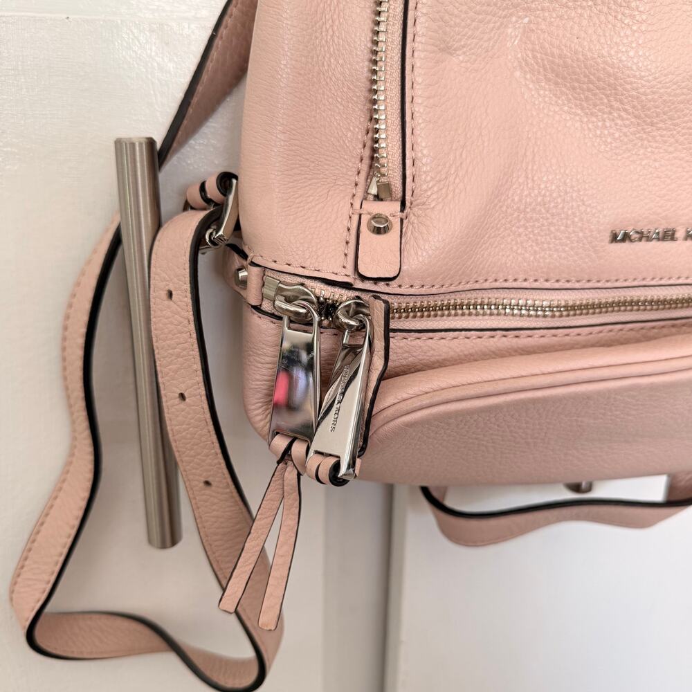MICHAEL KORS RHEA PINK BACKPACK - Picture 2 of 5